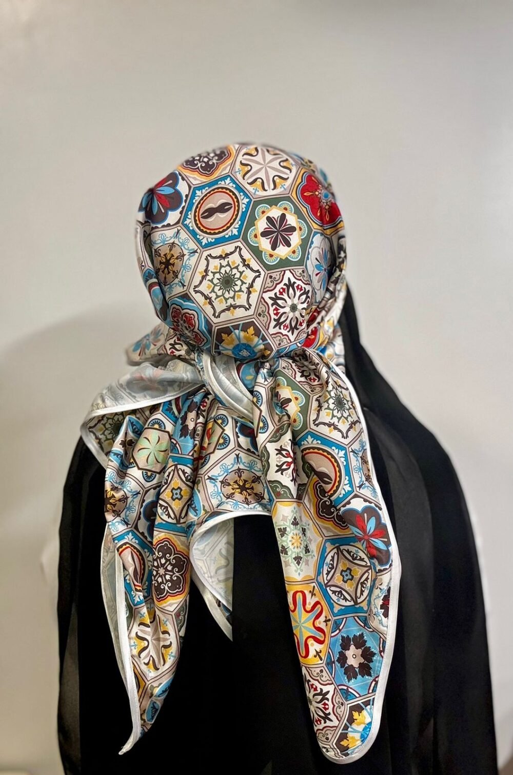 Satin Scarf Set -Geometric-