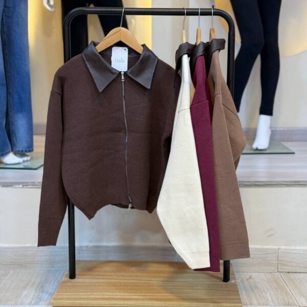 Pullover*leather collar